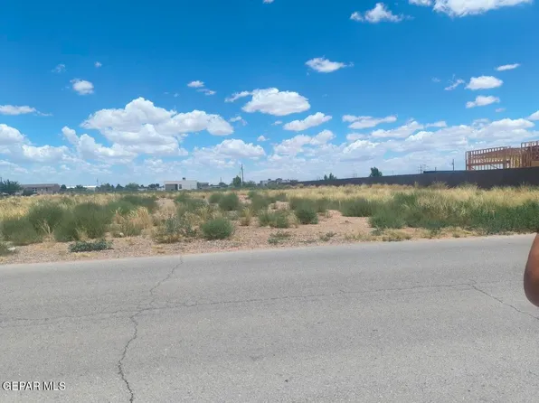 1036 San Carlos Dr, Chaparral, NM 88081