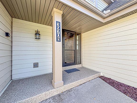 3rd image of 3970 St Andrew COURT #B