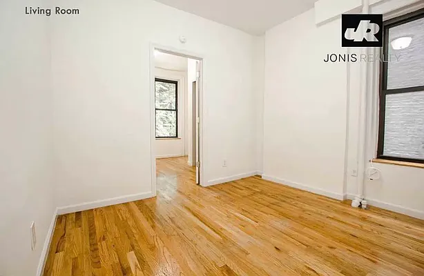 Rented by Jonis Realty | media 2