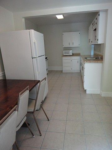 2nd image of 107 N Quarry St
