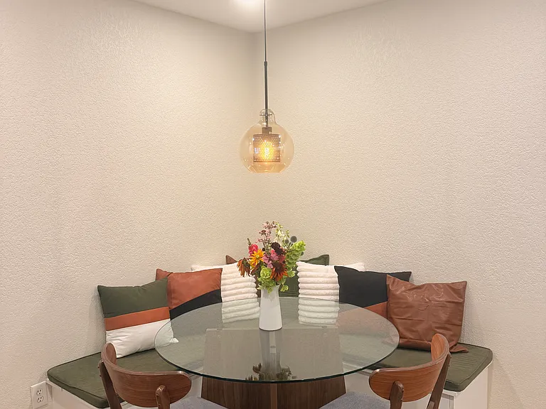 8104 Elk Ln — Photo 3