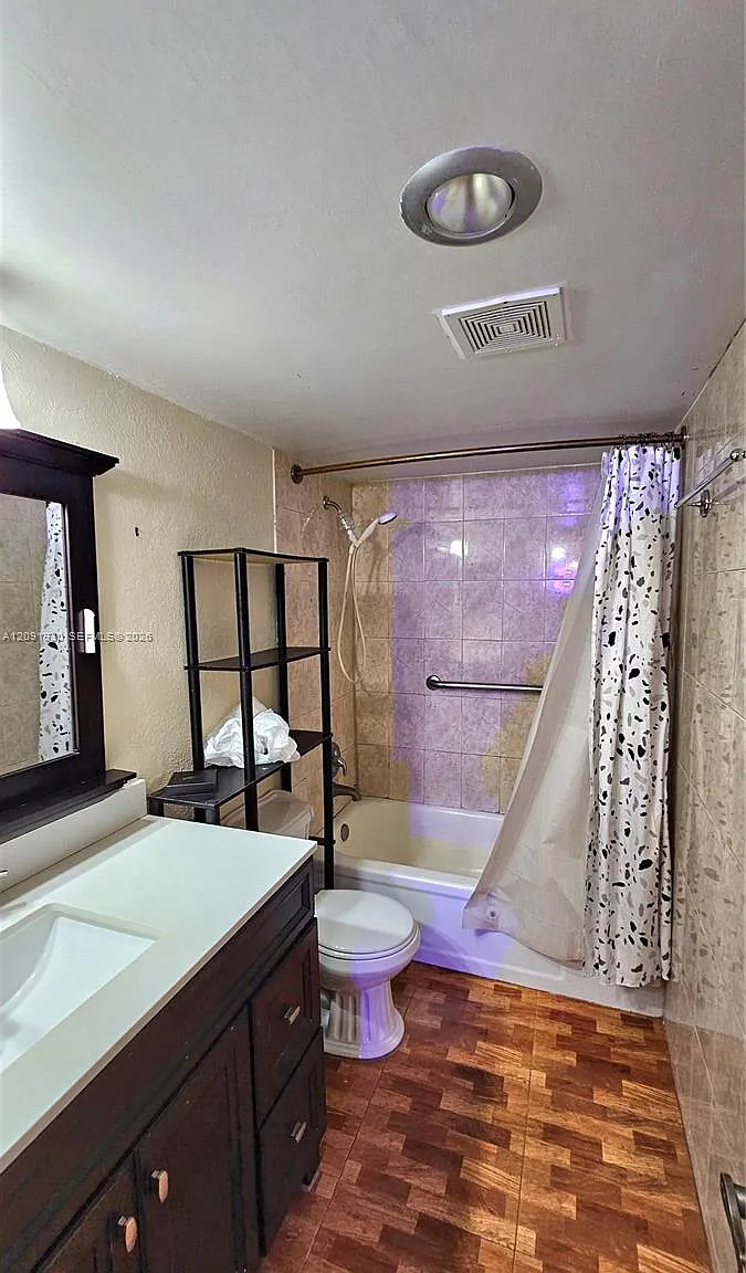 Manors Townhouse — Photo 1