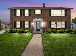 2206 N Main St APT 1, Racine, WI 53402