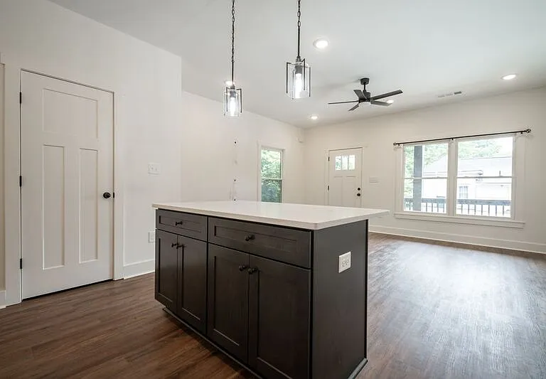 382 N Chase St — Photo 12