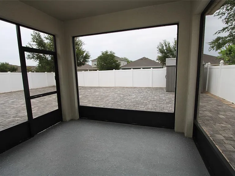 2380 Sanderling St — Photo 18