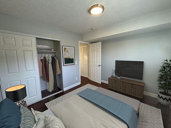 5th image of 1011 Mazatlan Cir APT A