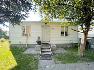 722 S Date St, Kennewick, WA 99336