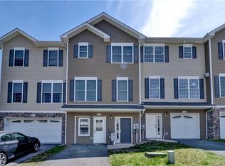 303 Iron Forge Ln, New Windsor, NY