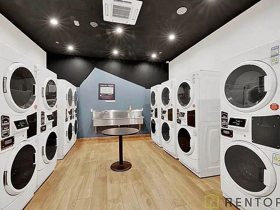 5th image of 1875 Atlantic Ave APT 7E