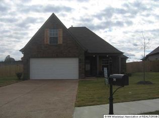 395 E Oak Grv, Hernando, MS 38632