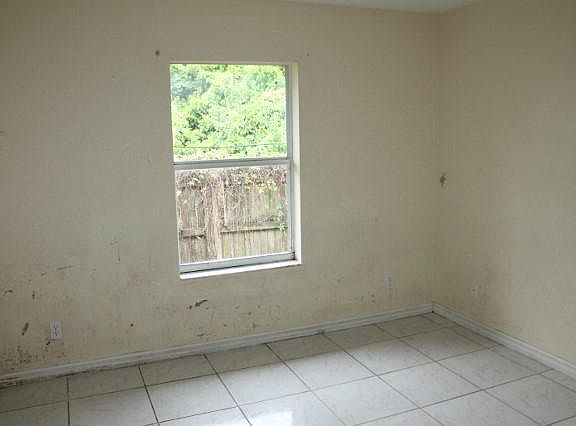 5th image of 2830 Oklahoma St