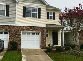 8218 Belneath Ct, Raleigh, NC 27613