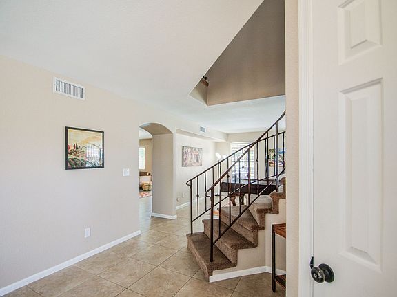 3rd image of 6832 W Morrow Dr
