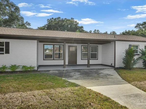 2001 Saddlebrook Dr, Pensacola, FL 32526