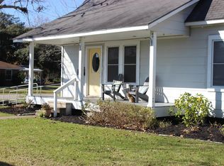 223 Welch Ave, Palacios, TX 77465