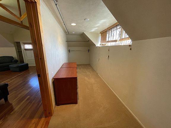 3rd image of 140 E 2nd Ave APT 9