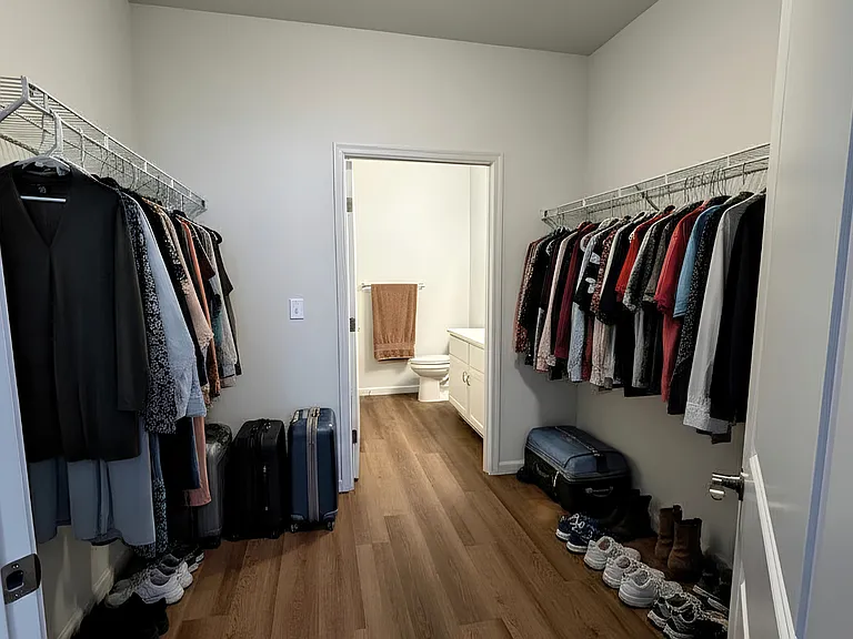 Wright Floor Plan - Walk In Closet
