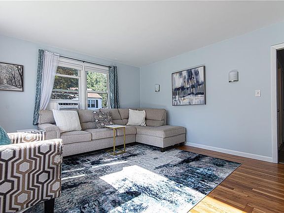 5th image of 21 Park St