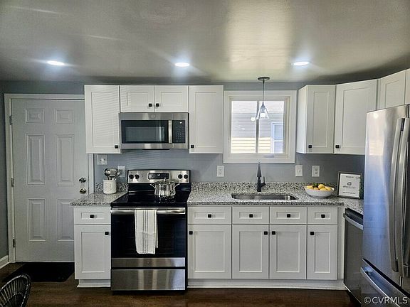 4th image of 2500 Glenlea Ave