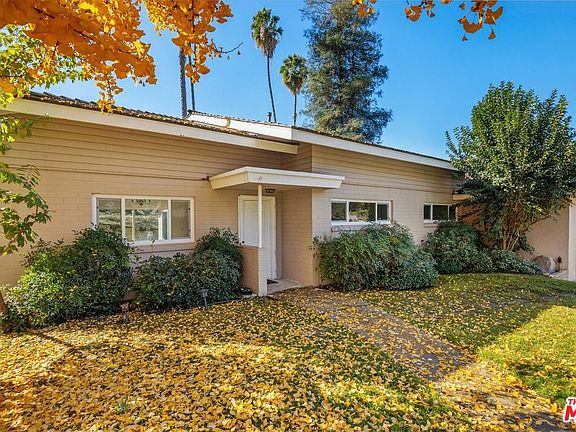2nd image of 10550 Cliota St
