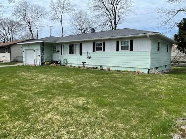 938 Sherwood Rd, Muskegon, MI 49441