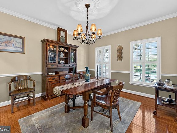 4th image of 157 Louisa Beall Ln