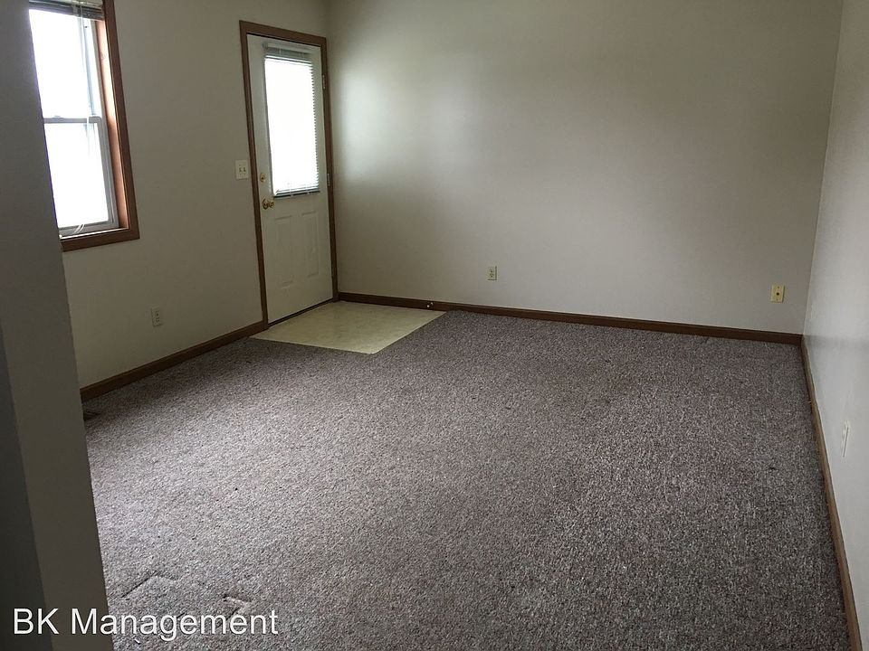 1st image of 809B John St