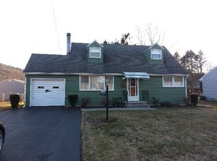414 Hillview Dr, Elmira, NY 14904