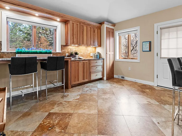 3070 E Millcreek Dell Ln — Photo 11