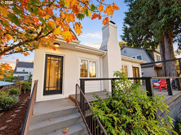 3826 SW Council Crest Dr, Portland, OR 97239