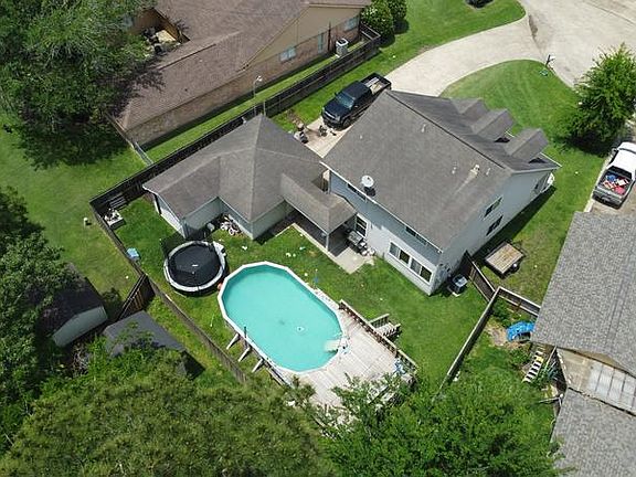 3rd image of 711 Yawl Ct