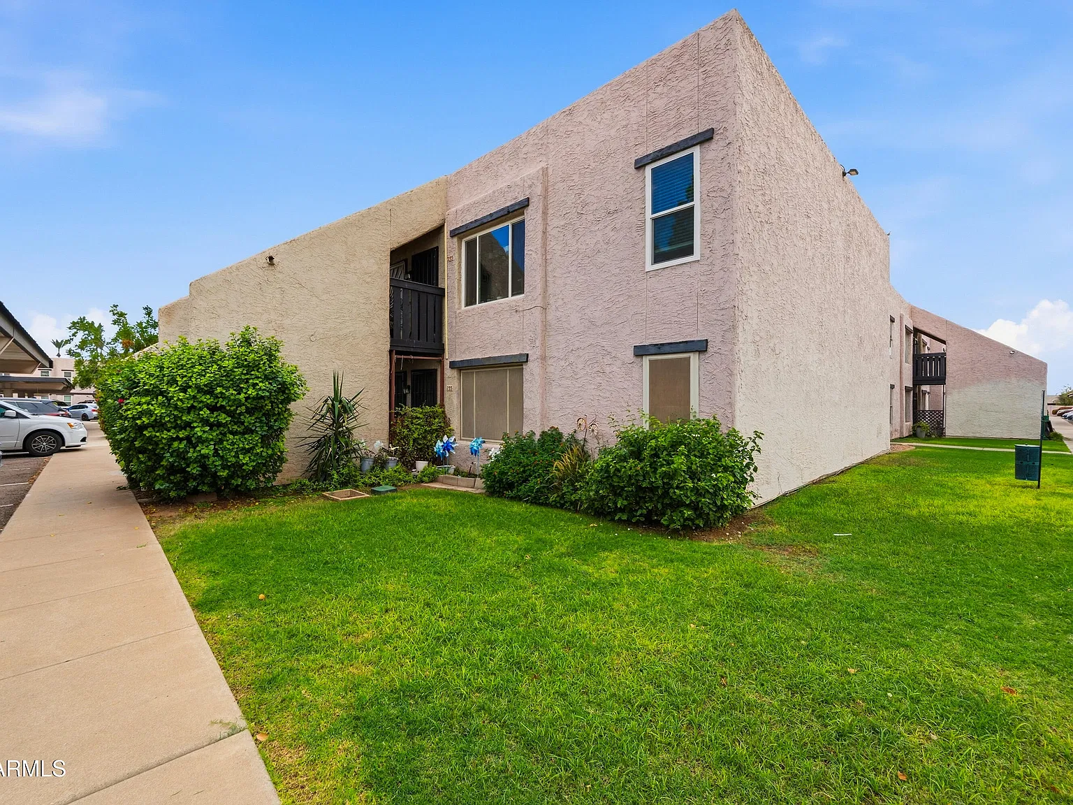 2 bed, 2.0 bath, 988 sqft, $1,400 — Photo 1