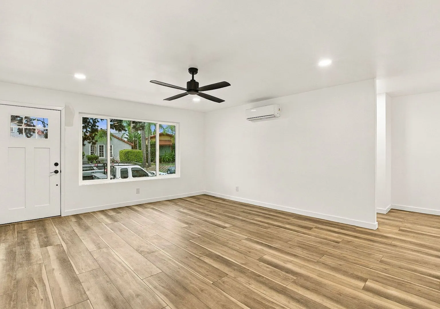 Teresita 4-Plex — Photo 1