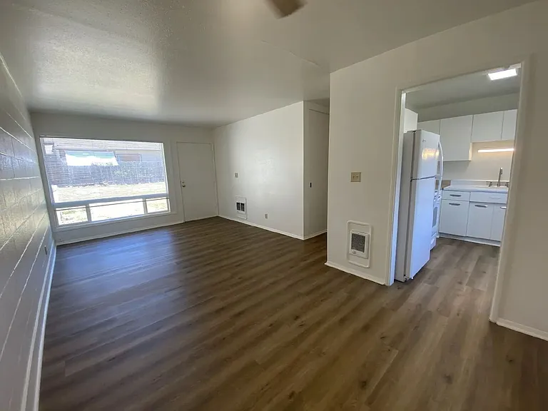 769 NE Alameda Ave — Photo 3