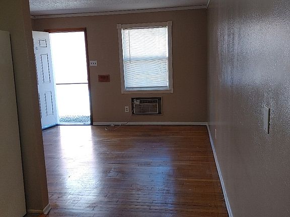 Living room 2