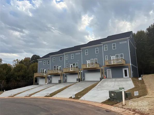 11029 Warfield Ave #1, Huntersville, NC 28078