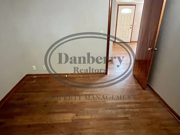 12560 W Hughes St — Photo 12