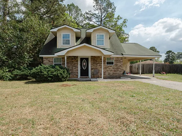 801 Wildwood Dr, Hinesville, GA 31313