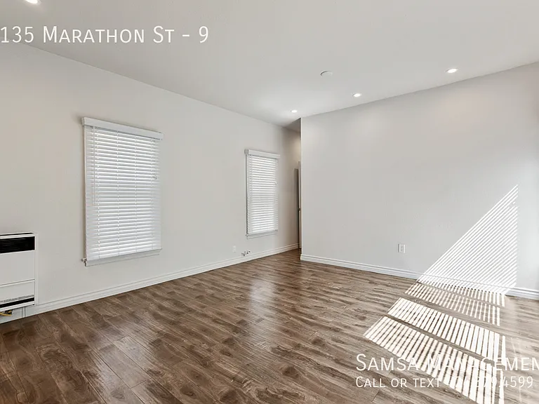 5135 Marathon St #9 — Photo 2