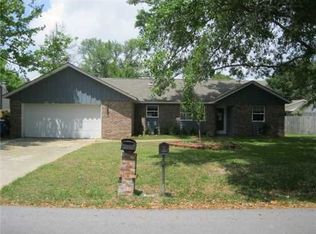 8500 Neptune Ave, Ocean Springs, MS 39564