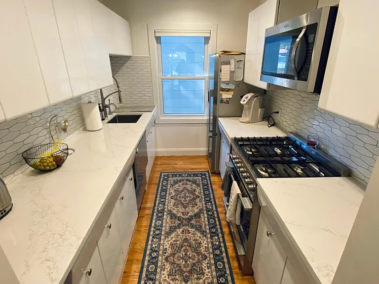 805 Pearson St — Photo 1