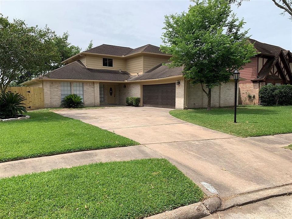1st image of 8703 Tavistock Dr