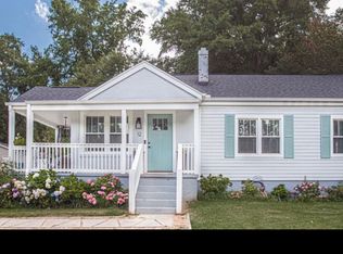 12 Cool Springs Dr, Greenville, SC 29609