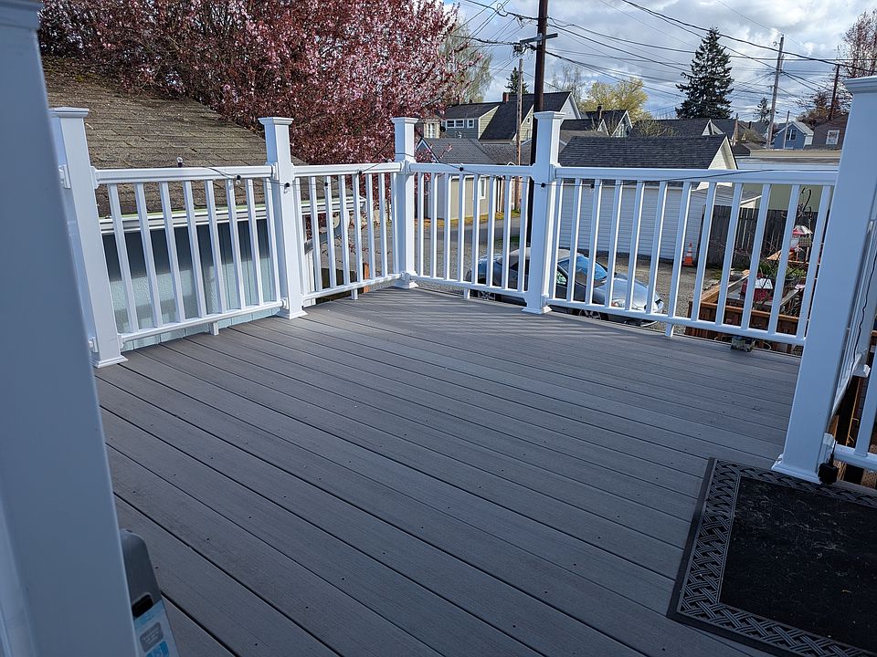 Very spacious upper deck!