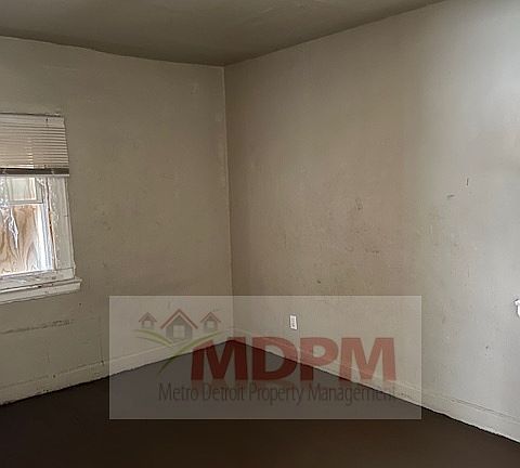 5th image of 17515 Northlawn St Unit 1