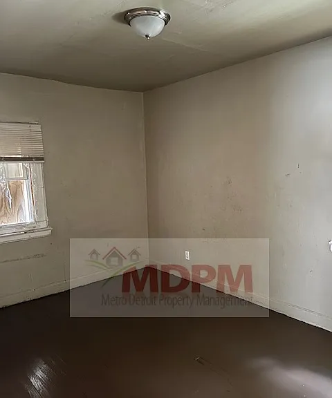 17515 Northlawn St #1 — Photo 5