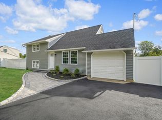 775 Belmore Ave, Islip Terrace, NY 11752