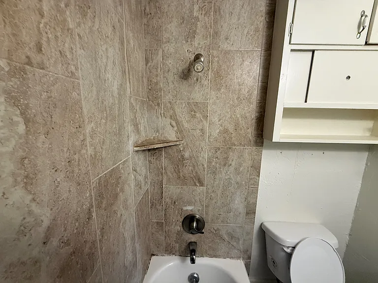 730 S Littler Ave — Photo 18
