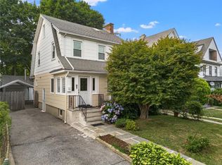 31 Colonial Pl, New Rochelle, NY 10801