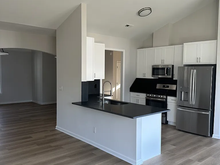 126 Horseshoe Ln — Photo 5